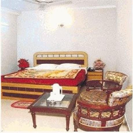 HOTEL PARAS INTERNATIONAL