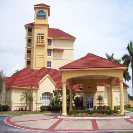 La Quinta Inn & Suites Ft Lauderdale Airport