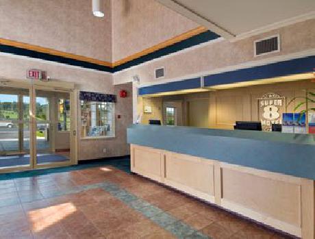 Super 8 Langley City