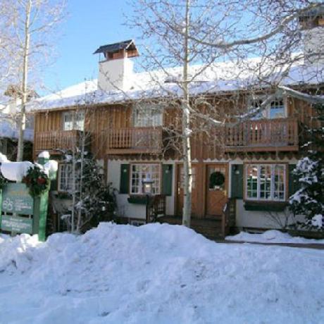 Alpenblick by Frias Properties