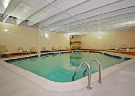 Clarion Hotel Oxon Hill