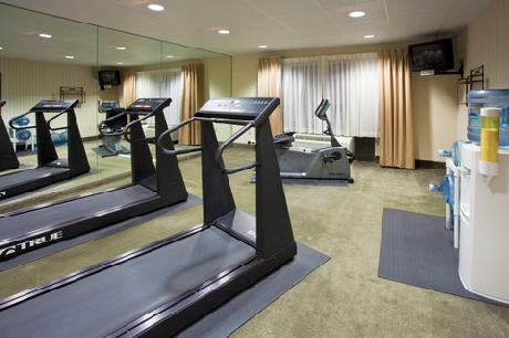 Holiday Inn Express Hotel & Suites CLEARWATER NORTH/DUNEDIN