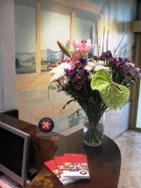 Inter-Hotel Carlton s Hotel