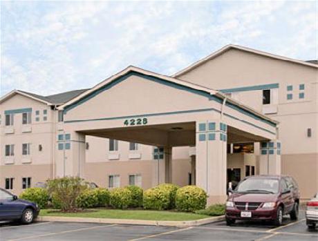 Super 8 Aurora/Naperville Area