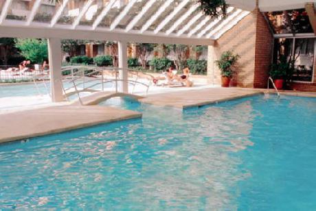 Sheraton Greensboro at Four Seasons