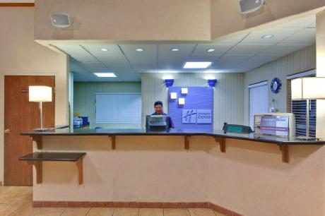 Holiday Inn Express GREEN VALLEY