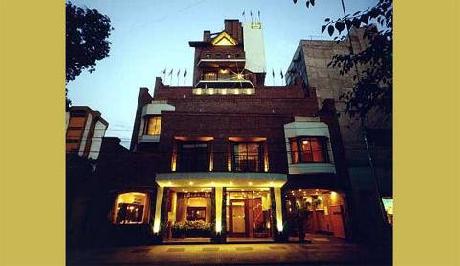 Reina Victoria Suites