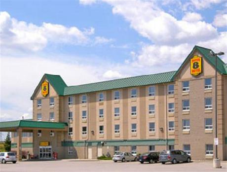 Super 8 Toronto North ON