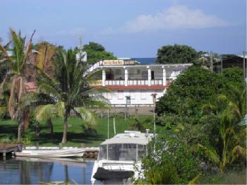 Michelo Suites a 3 Palms Hotel