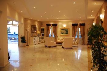 EL GRECO HOTEL APARTMENTS