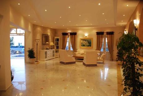 EL GRECO HOTEL APARTMENTS