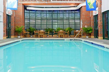 Holiday Inn SARATOGA SPRINGS