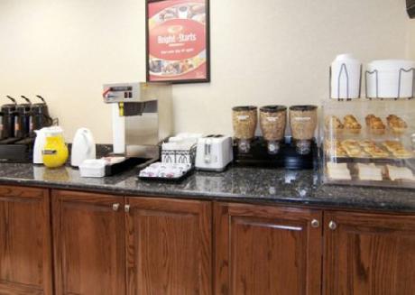 Econo Lodge  Inn & Suites North Little Rock