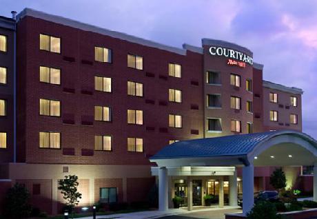 Courtyard Cincinnati North at Union Centre