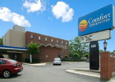 Comfort Inn & Suites Downtown