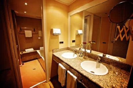 Aparthotel Eurobuilding 2