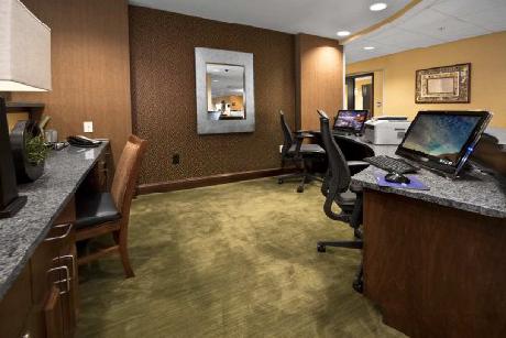 Hampton Inn Hanes Mall  WinstonSalem