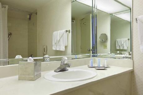 MIAMI AIRPORT HILTON