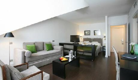 Domus Selecta Meninas