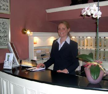 Kreshchatyk Guesthouse