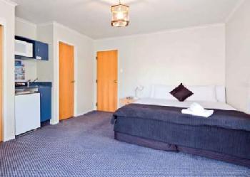 Econo Lodge The Villas