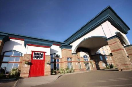 Radisson Hotel & Suites Fort McMurray