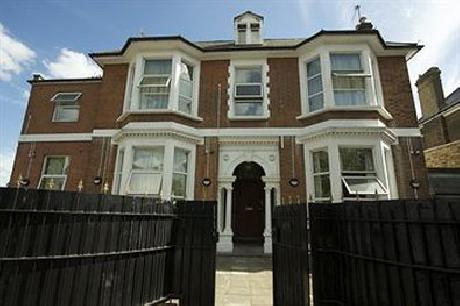 Woodberry Down Hotel