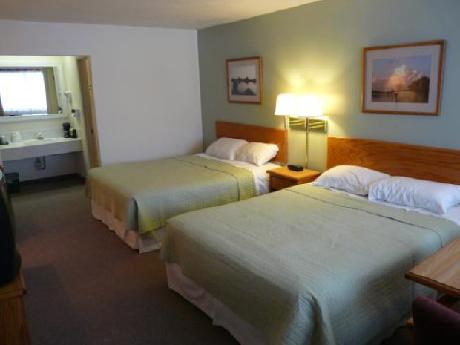 GuestHouse Inn St. Anthony