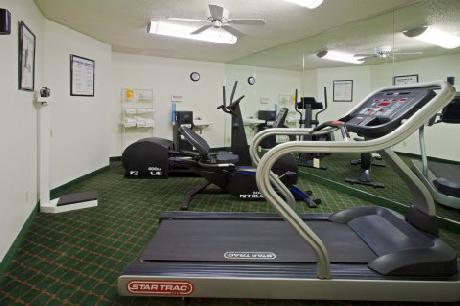 Holiday Inn Express INDIANPOLIS-BROWNSBURG(I-74 W)