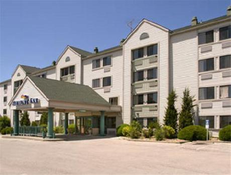 Baymont Inn and Suites Kansas City South