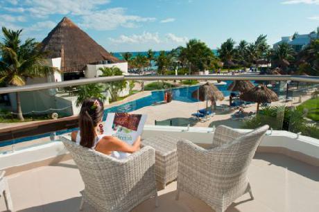 Sandos Caracol Eco Resort and Spa