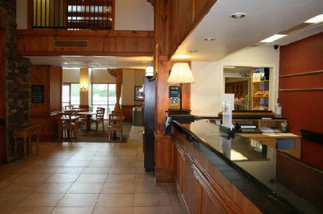 Hampton Inn  Suites CharlottePineville