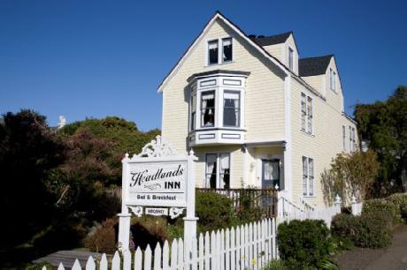 Headlands Inn