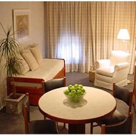 Loi Suites Esmeralda