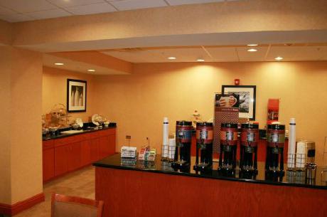 Hampton Inn Belle Vernon