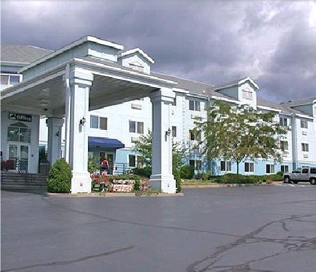 Skyline Hotel and Suites