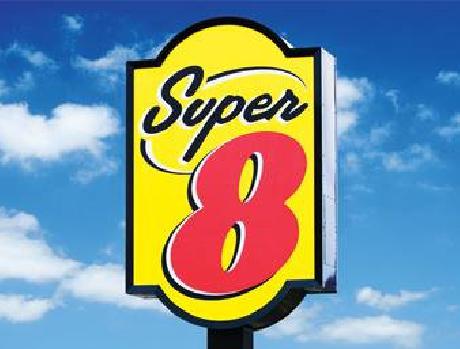 Super 8 Saskatoon West