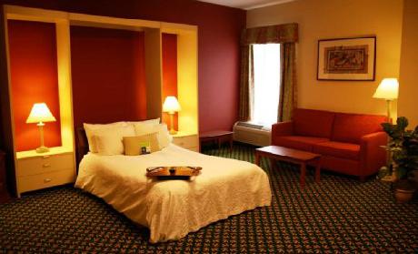 Hampton Inn ConcordBow