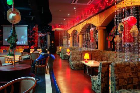 Tian Di Holiday Hotel