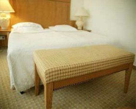 Hotel D.O.M.I.C.I.L.