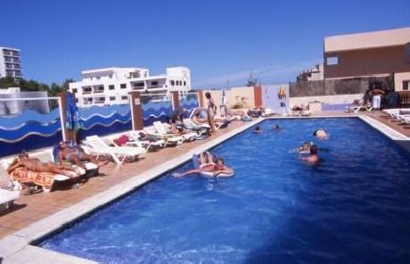 Apartamentos Blue Star