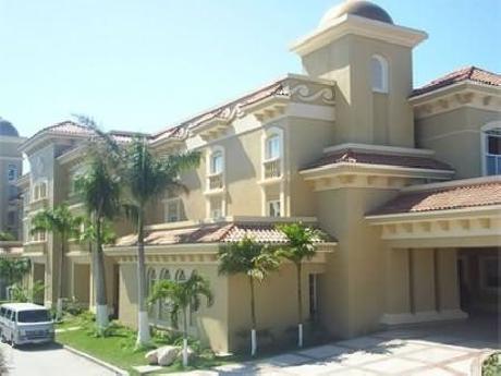 Quinta Real Hotel And Convention Center