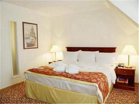 Steigenberger Hotel Treudelberg