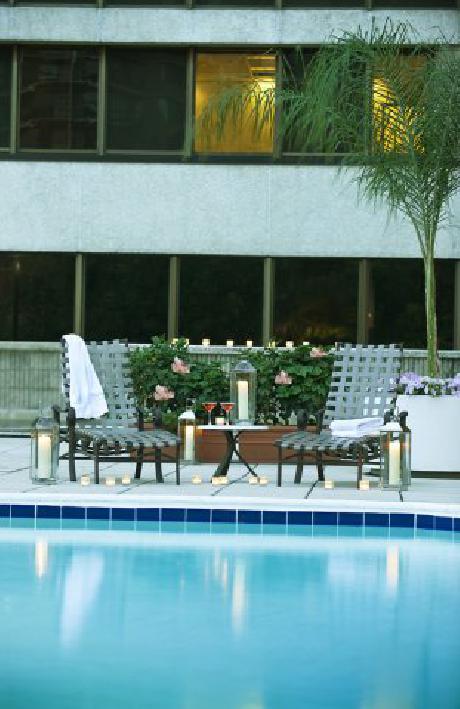 Crowne Plaza WASHINGTON NATL AIRPORT