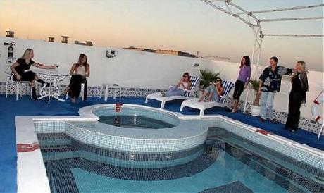 RAMEE GUESTLINE HOTEL