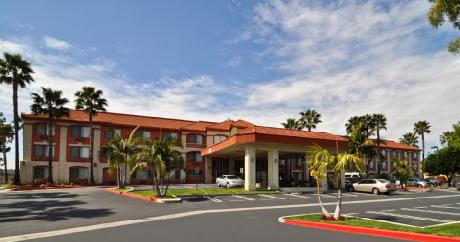 BEST WESTERN PLUS Placentia Inn & Suites