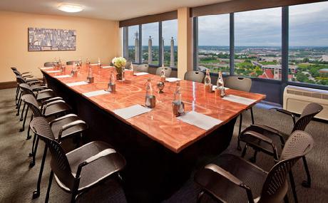 Crowne Plaza KANSAS CITY DOWNTOWN