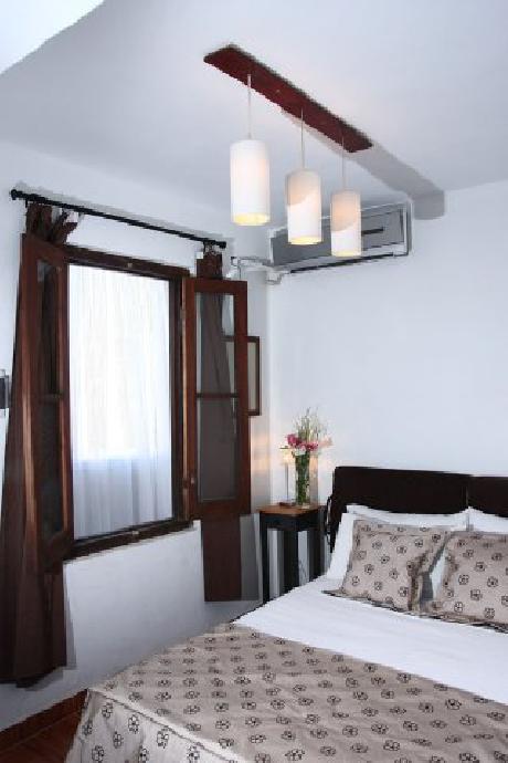 Baucis Palermo Boutique Hotel