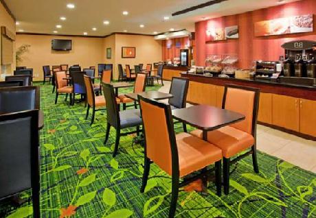 Fairfield Inn & Suites Houston I-45 North