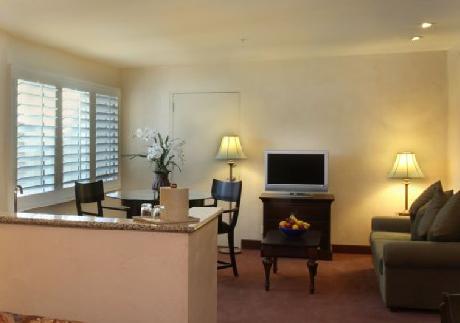 Grand Vista Hotel Simi Valley